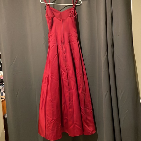 Alexia Designs - 2114 Bead Embellished V-Neck A-Line Dress size 6 Red - Picture 3 of 8